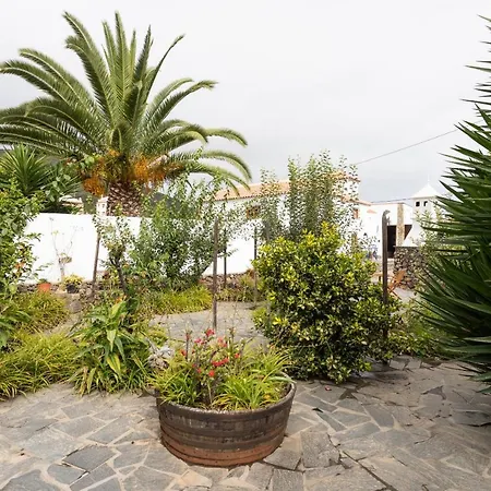 Holiday home El Poleo With Pool And Sea View