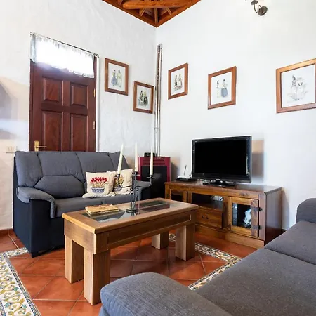 El Poleo With Pool And Sea View Holiday home Icod De Los Vinos