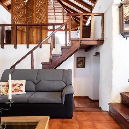 El Poleo With Pool And Sea View Holiday home *